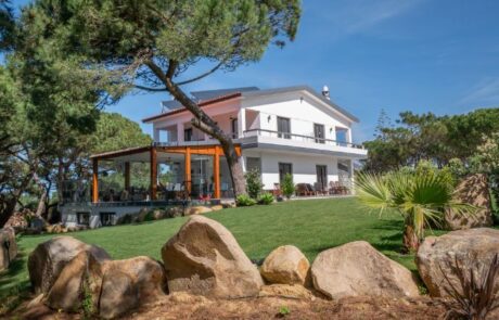 Azen Cool House