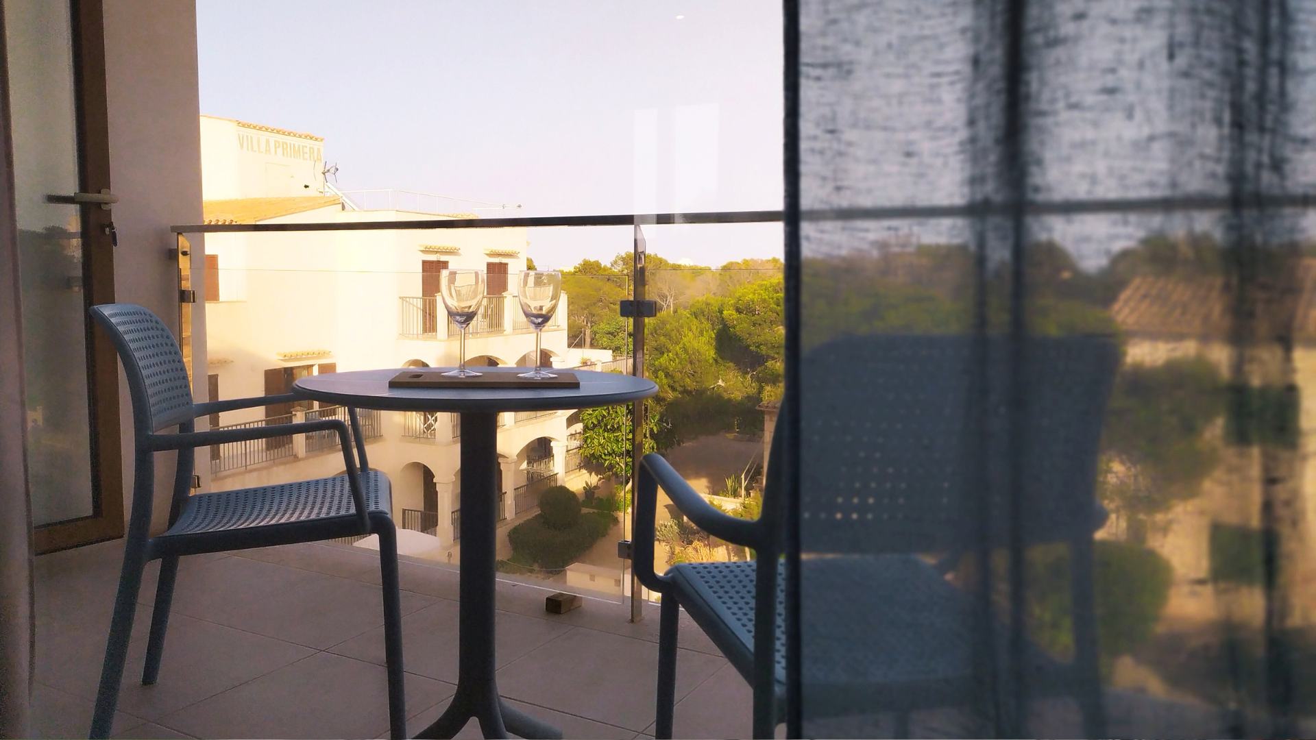 APARTAMENTOS & ESTUDIOS VILLA PRIMERA