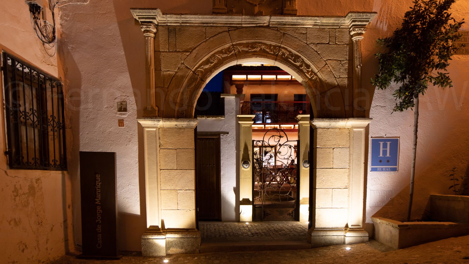 Hotel Poeta Jorge Manrique