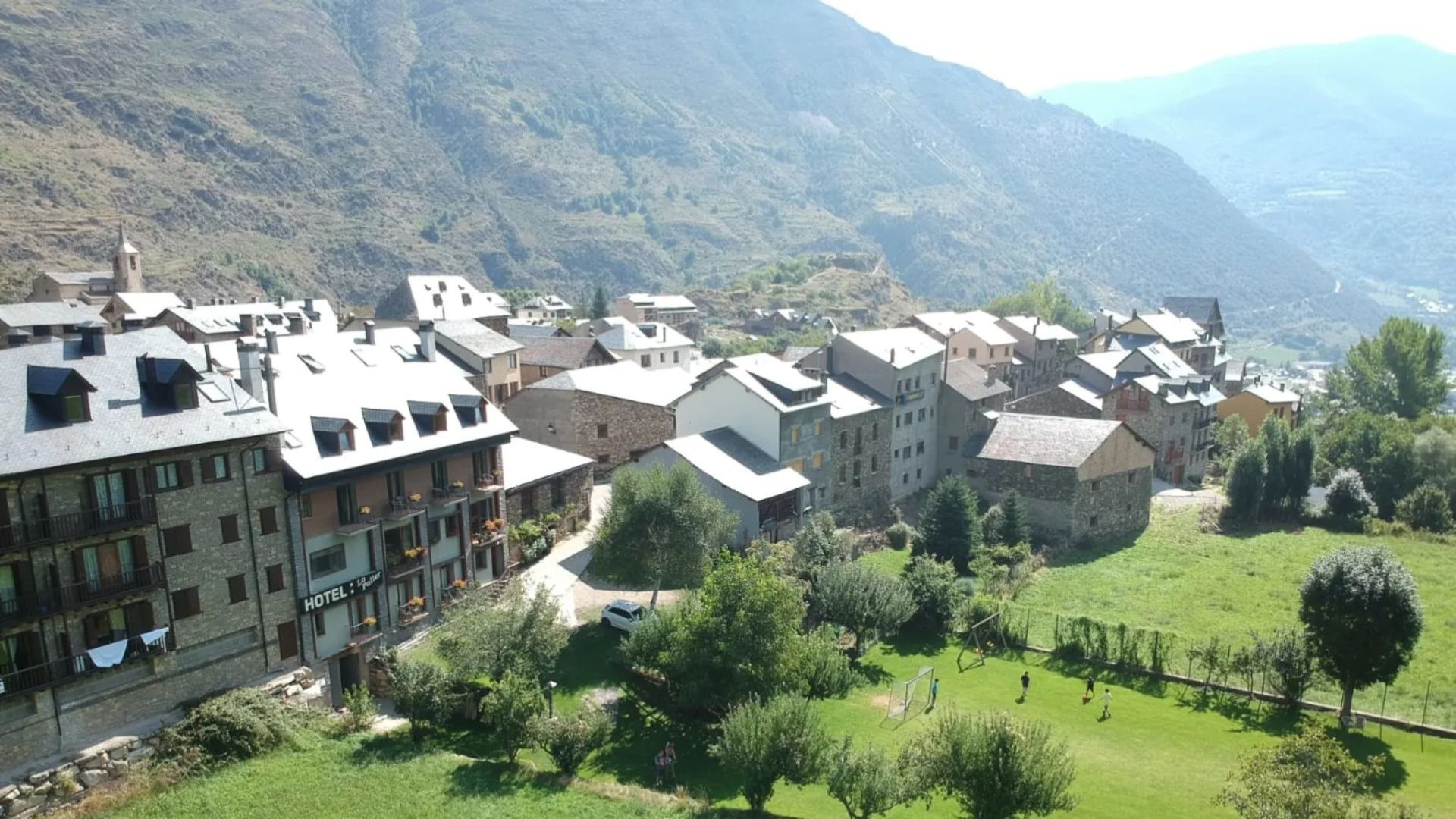 Lo Paller Hotel Restaurant