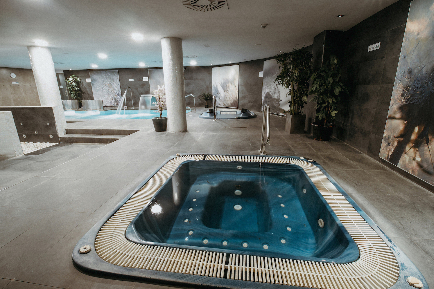AZZ Asturias Langrehotel & Spa