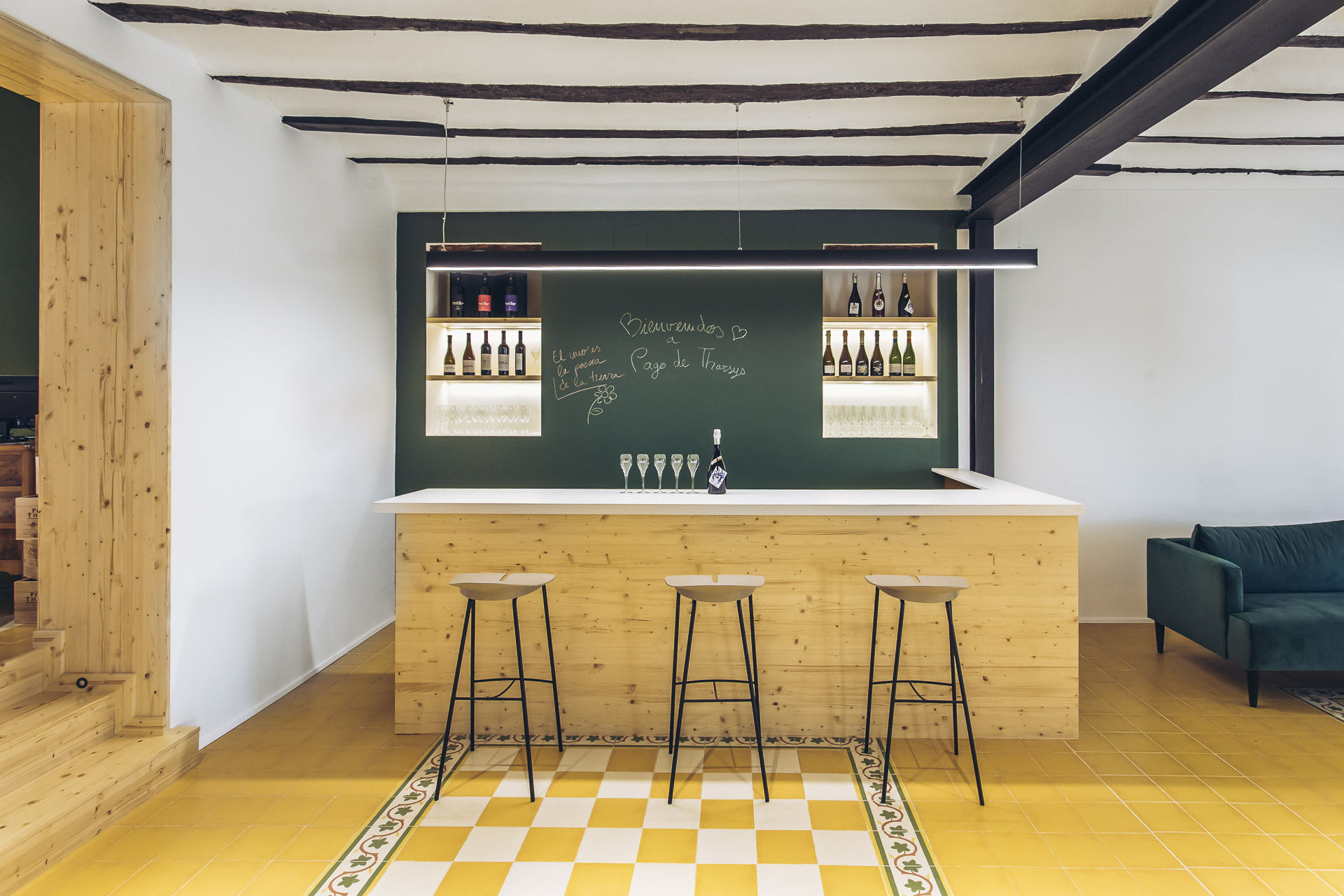 Bodega Pago de Tharsys