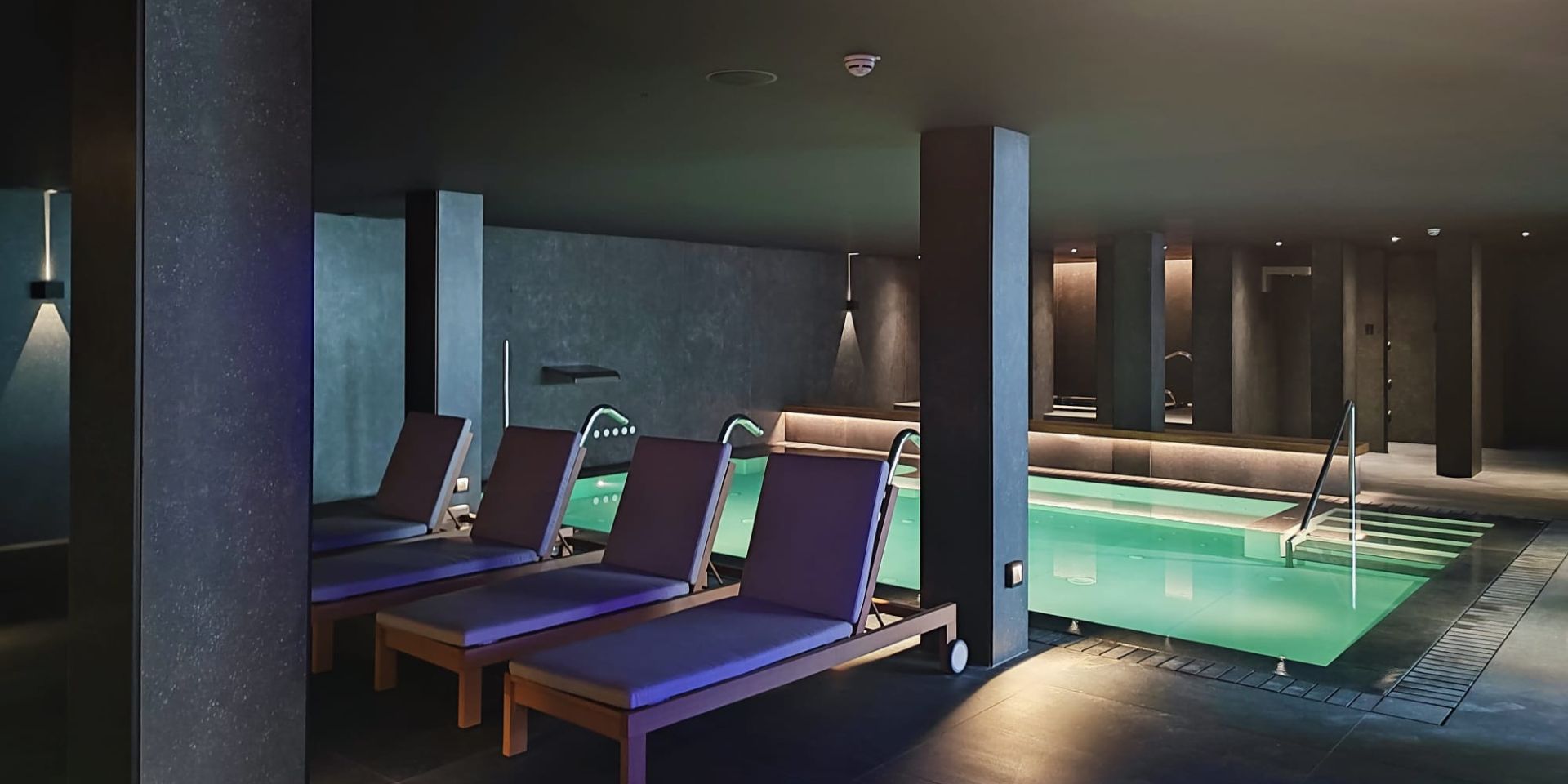 Spa Flamingo Magma Beach Mate