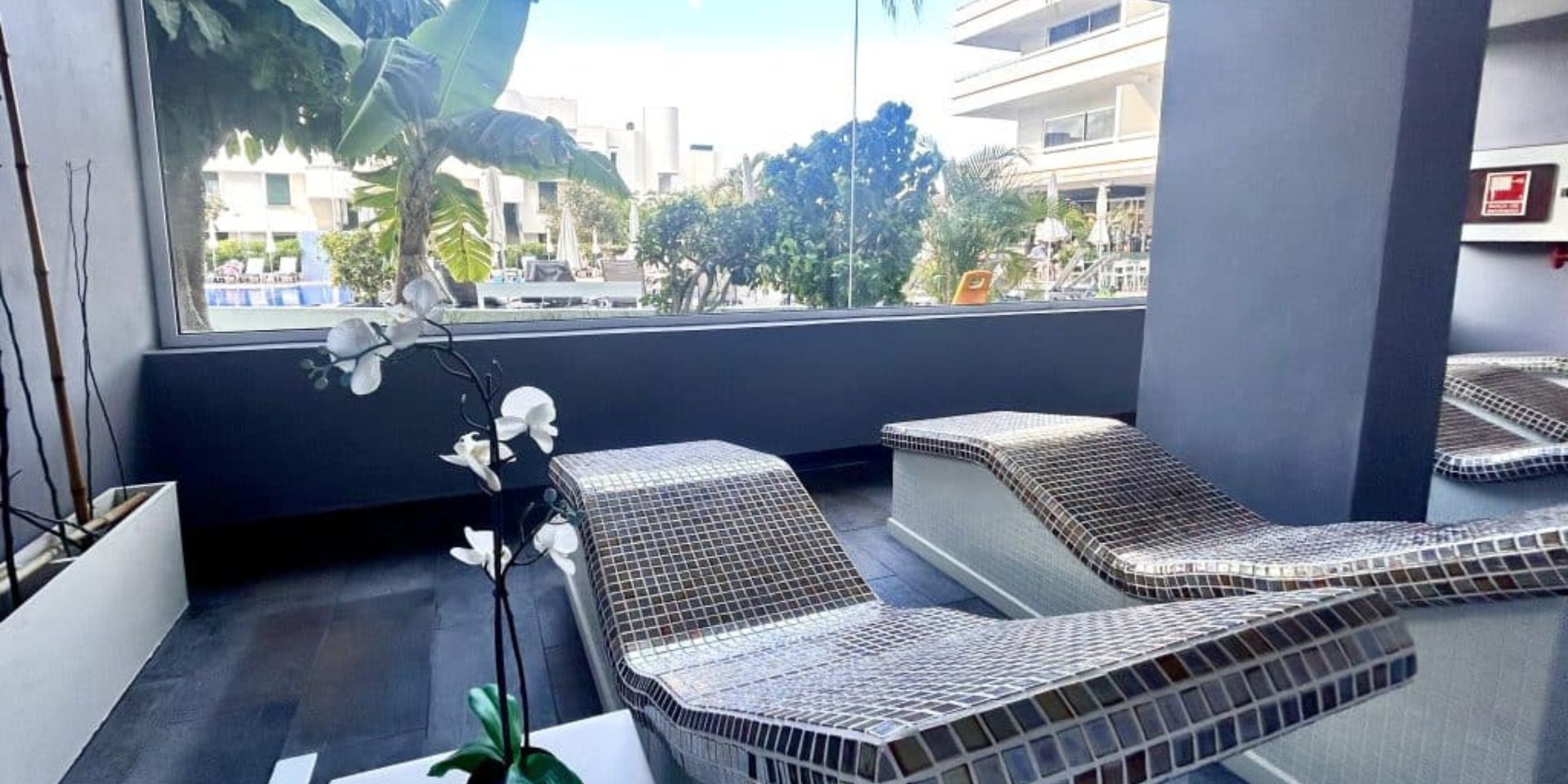 Spa Coral Suites