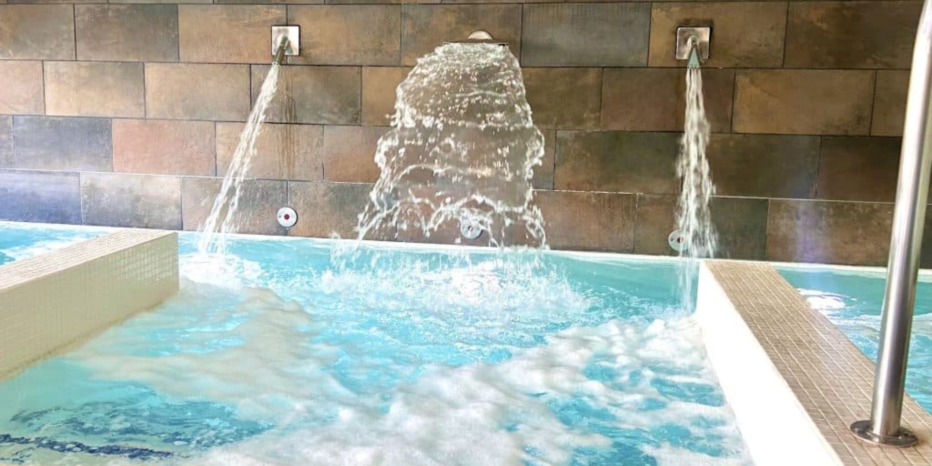 Spa Coral Suites