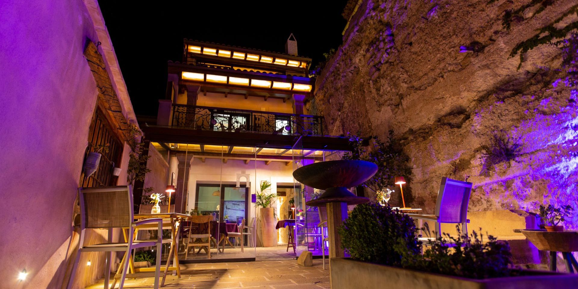 Hotel Poeta Jorge Manrique